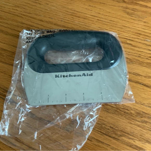 KitchenAid Utensils Set - Picture 4 of 10